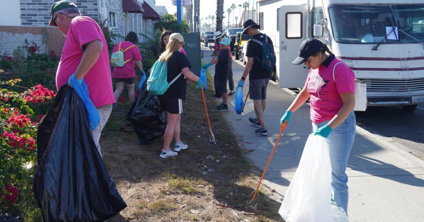 Envision Broadway, South Bay Youth 4 Change Focus on Broadway in Chula Vista Citywide Cleanup