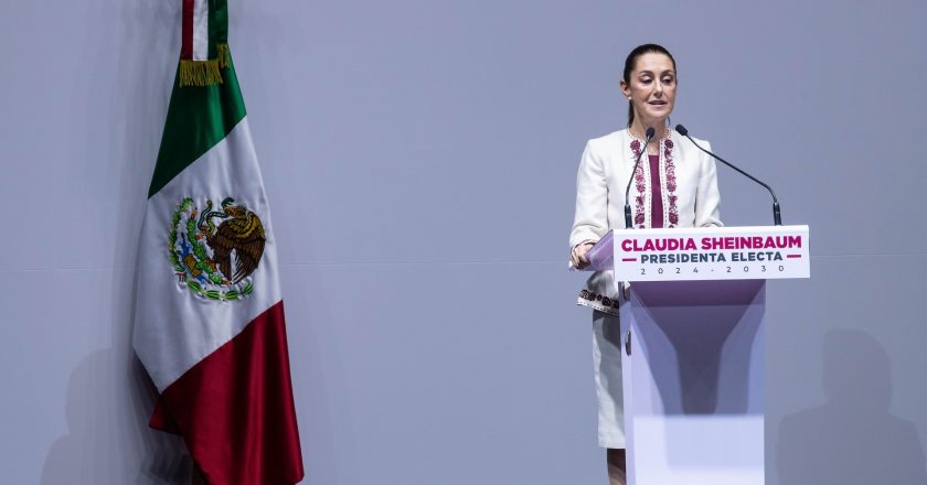 Claudia Sheinbaum Asume el Cargo como la Primera Presidenta de México en una Inauguración Histórica