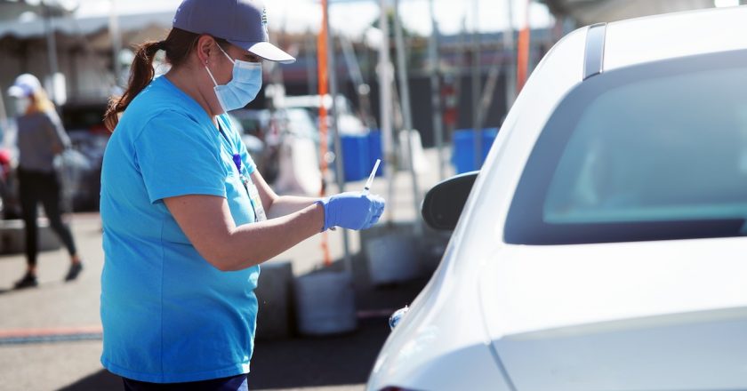 Primer Flu POD de la Temporada Abre Hoy al Público