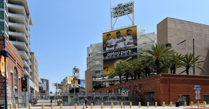 Gaslamp Celebra el Día de Apertura de los San Diego Padres