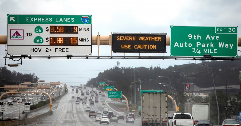 La Ciudad de San Diego se Prepara para las Condiciones de Tormenta, BOLSAS DE ARENA DISPONIBLES ESTA SEMANA EN LOS CENTROS DE RECREACIÓN DE LA CIUDAD