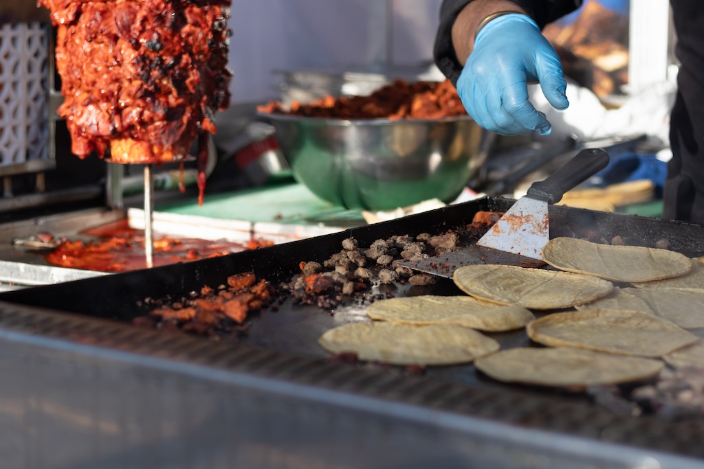 LA CONEXION: Tacos El Franc llega a San Diego con su primer local en Estados Unidos
